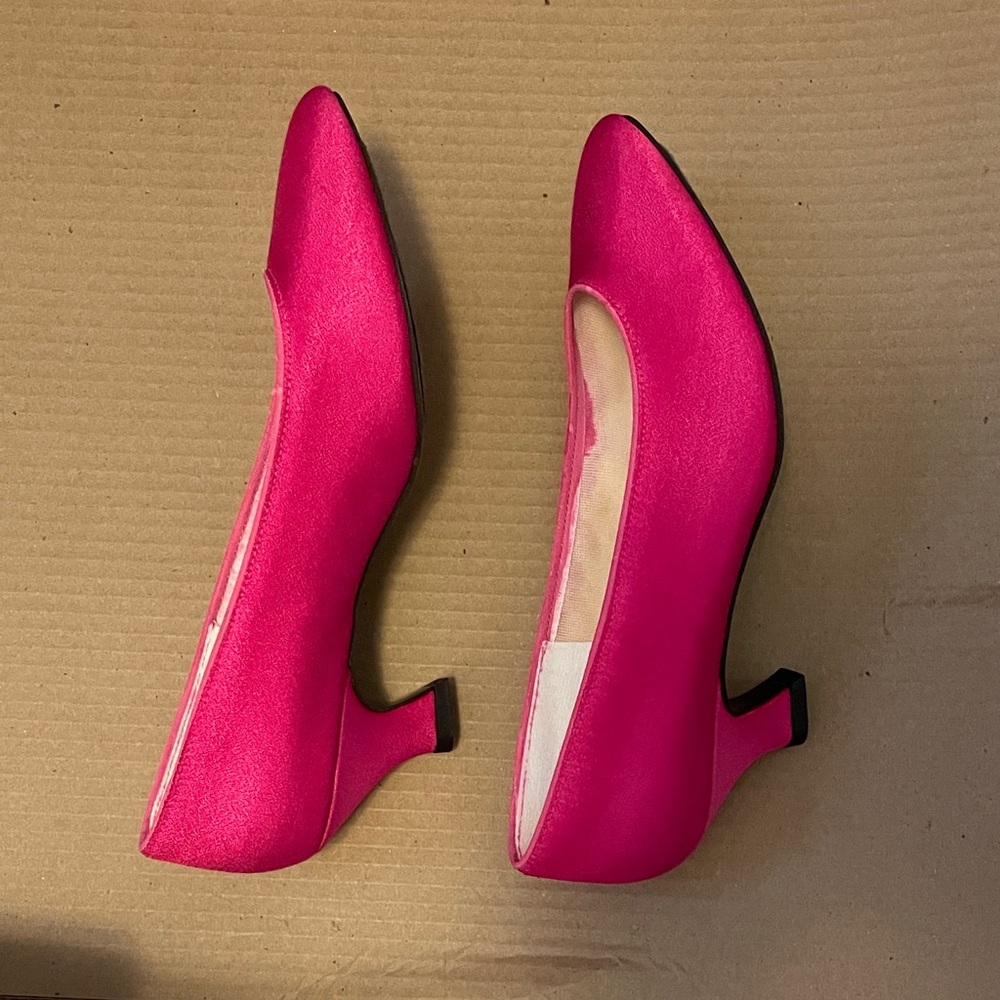 Vintage 1980s 1990s studio 6 pink women’s heels